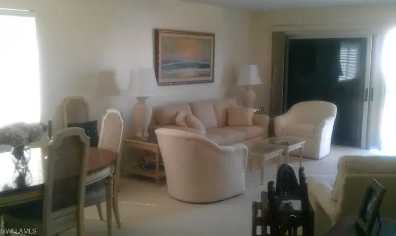 2150 Gulf Shore Boulevard North #609 — photo 4 of 11